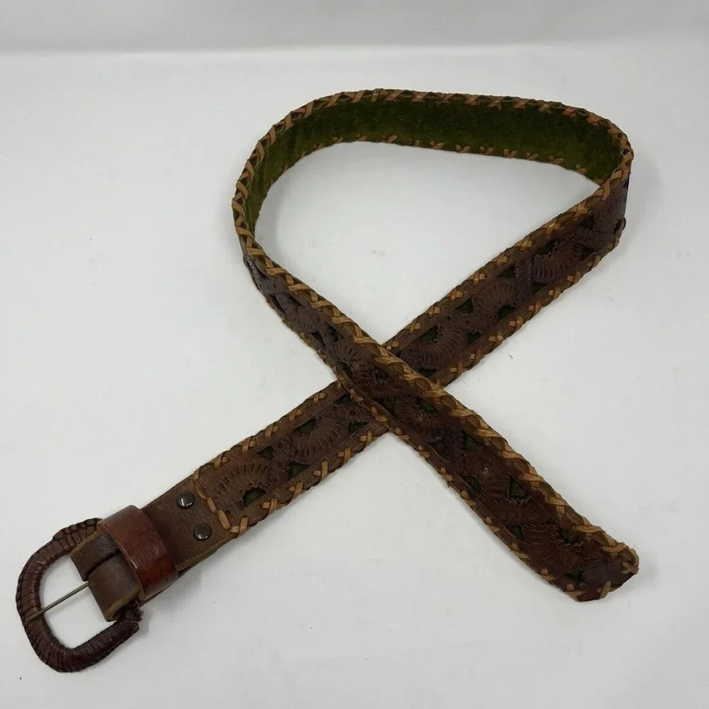 Vtg Vaquera Carnaya Brown Hand Tooled Leather Belt